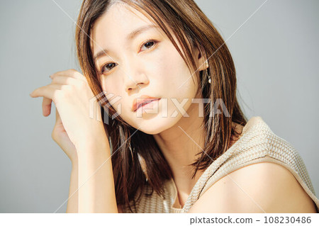 年輕女性的美麗形象 年輕女性的美麗形象 108230486