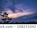 美麗的夕陽天空 108231042