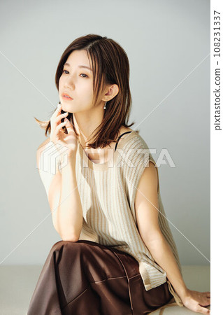 年輕女性的美麗形象 108231337