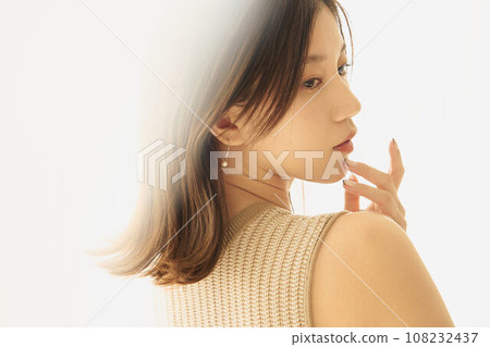 Beautiful woman portrait Beautiful woman portrait 108232437