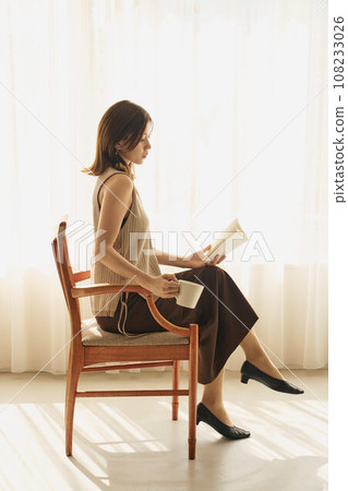 一個女人讀 一個女人讀 108233026