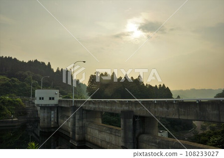 Sono Seki Dam 堤防與早晨的陽光 Sono Seki Dam 堤防與早晨的陽光 108233027