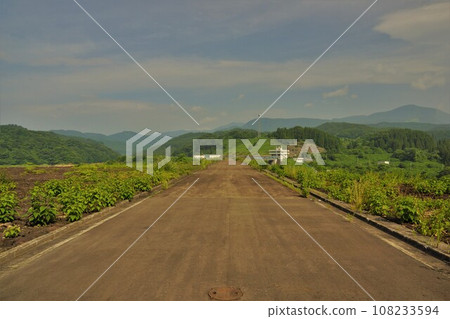 The top of Nanakita Dam 108233594