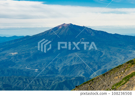 Sightseeing climbing of Mt. Norikura in Nagano Prefecture: Mt. Ontake seen from Kengamine Sightseeing climbing of Mt. Norikura in Nagano Prefecture: Mt. Ontake seen from Kengamine 108236508