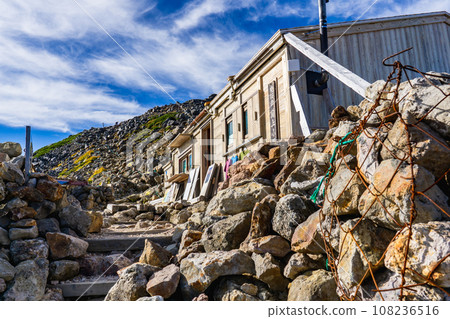 Sightseeing mountain climbing on Mt. Norikura in Nagano Prefecture: Kengamine summit hut 108236516