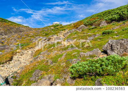 長野縣乘鞍山觀光登山:登山道和肩膀小屋 長野縣乘鞍山觀光登山:登山道和肩膀小屋 108236563