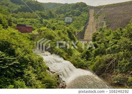 The embankment of Aratosawa Dam from downstream 108240292