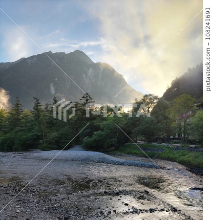 Azusa River in Kamikochi early in the morning 03 108241691