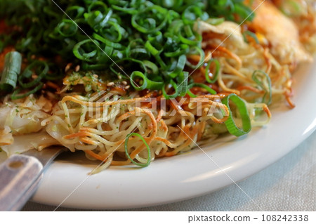 廣島禦好燒(肉丸蕎麥麵配蔥) 廣島禦好燒(肉丸蕎麥麵配蔥) 108242338