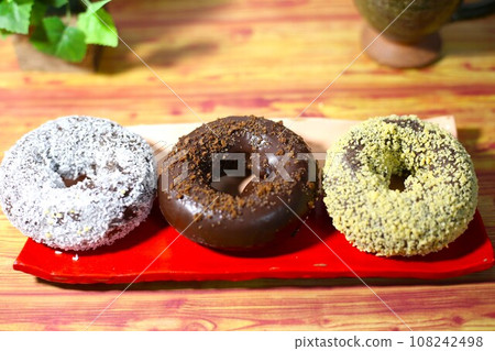 Delicious donuts 108242498