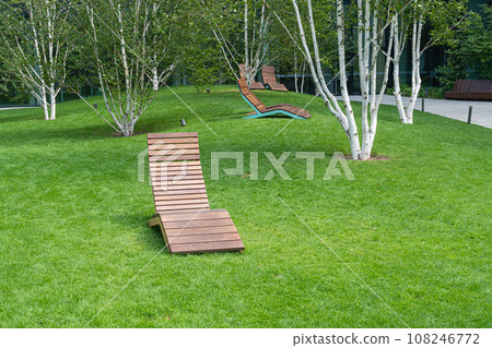New Modern Bench in Park, Outdoor City Architecture, Wooden Benches, Outdoor Chair, Urban Public Furniture New Modern Bench in Park, Outdoor City Architecture, Wooden Benches, Outdoor Chair, Urban Public Furniture 108246772