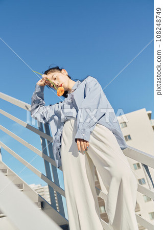 辦公室休閒商務女性 108248749