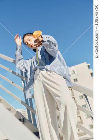 辦公室休閒商務女性 108248750