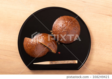 Karinto Manju 108249421