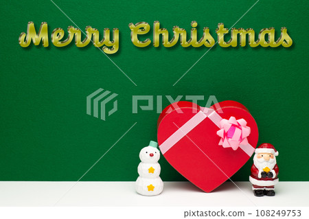 聖誕老人、雪人和聖誕禮物 108249753