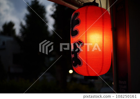 蕎麥麵店的紅燈籠 蕎麥麵店的紅燈籠 108250161