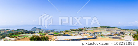 Tanahata Observation Deck Dandanhata, Nagasaki Prefecture Panoramic scenery seen from the tourist spot (Minamikushiyama-cho, Unzen City, Nagasaki Prefecture) 108251898
