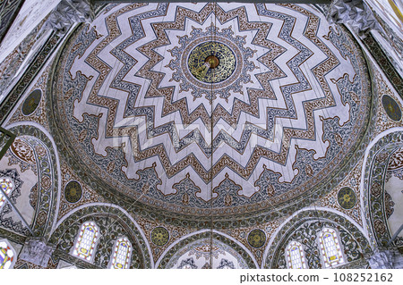 Istanbul landscape 108252162