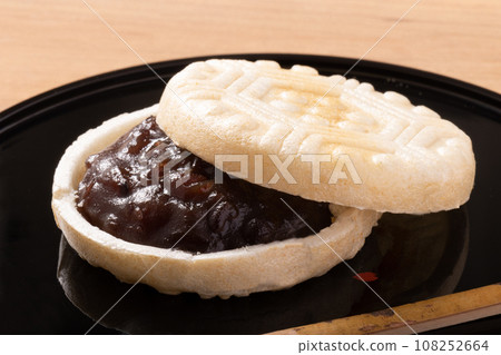 Azuki Monaka (Azuki Monaka) Azuki Monaka (Azuki Monaka) 108252664