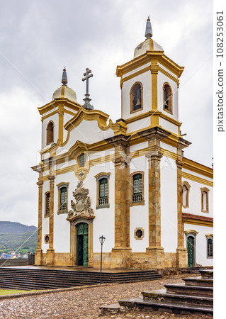 Baroque church in Mariana 108253061