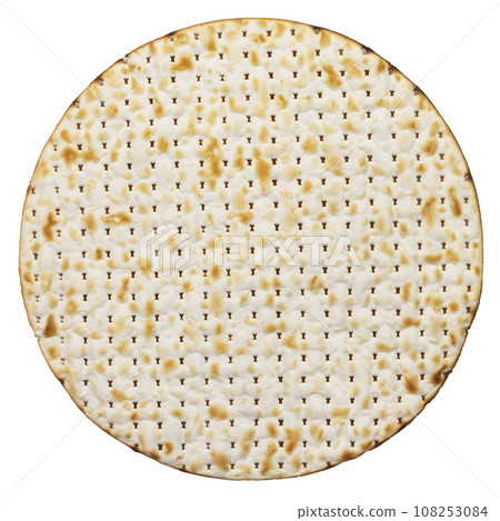 Round cracker on white background 108253084