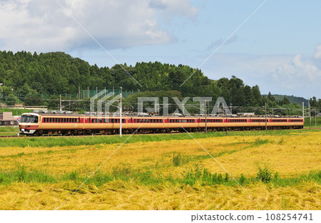 北陸本線 大聖寺牛谷 JR西日本 485系 A01編組(京都) 雷鳥 北陸本線 大聖寺牛谷 JR西日本 485系 A01編組(京都) 雷鳥 108254741
