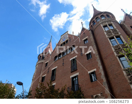 Casa de las Punxas (Barcelona/Spain) 108256273