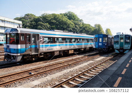 [德島站] 早晨車輛來來往往的德島駕駛站 108257112