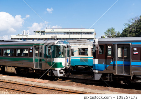 [德島站] 早晨車輛來來往往的德島駕駛站 108257172