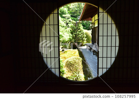 Fudan-in Temple (Sesshu-ji Temple) in early summer, Higashiyama Ward, Kyoto 108257995