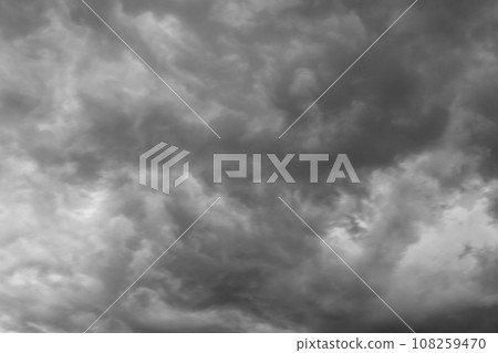 Sky background covered with rain clouds b-4 monochrome Sky background covered with rain clouds b-4 monochrome 108259470
