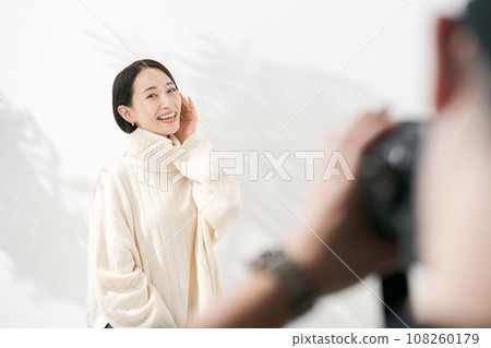 女模特兒被拍照 108260179