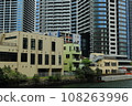 Buildings along the Tsukishima River and tower apartments in Harumi 108263996
