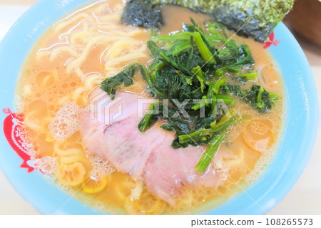 濃鬱的豬骨風味家庭拉麵 濃鬱的豬骨風味家庭拉麵 108265573