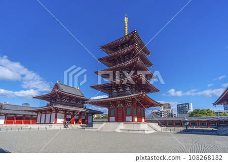 The central temple of Shitennoji, Osaka (Five-storied pagoda, Kondo, Auditorium) 108268182