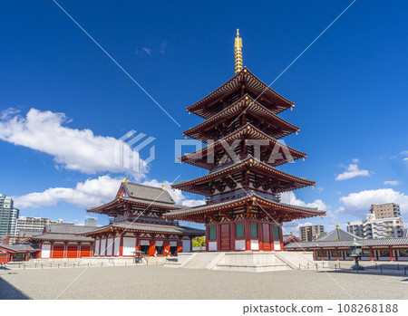 Osaka Shitennoji (Five-storied pagoda, Kondo, Auditorium) Osaka Shitennoji (Five-storied pagoda, Kondo, Auditorium) 108268188