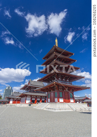 Osaka Shitennoji (Five-storied pagoda, Kondo, Auditorium) 108268205