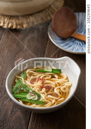 Ramen with offal hot pot Ramen with offal hot pot 108269645