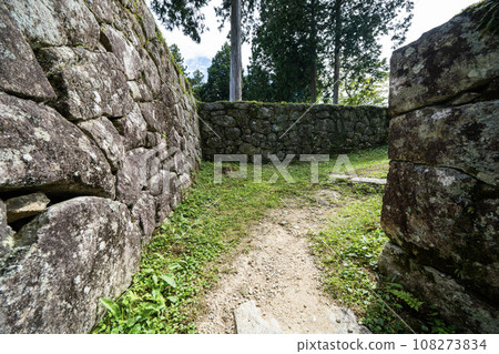 Stone wall and gate ruins of Iwamura Castle ruins Stone wall and gate ruins of Iwamura Castle ruins 108273834