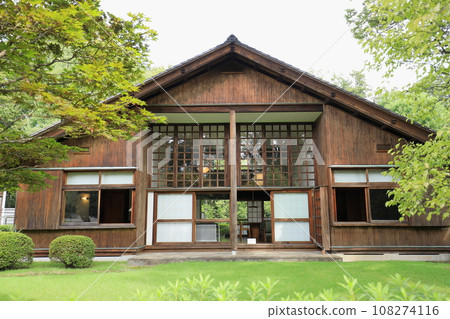 Edo Toyodono garden The Maekawa Kunio mansion 108274116