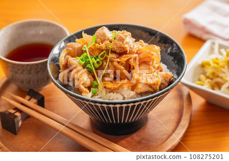Oyakodon Oyakodon 108275201