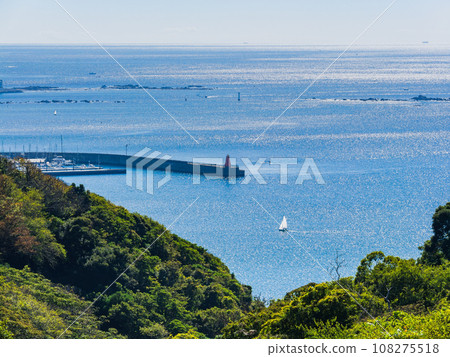 Sagami Bay with sparkling autumn sunlight around Zushi and Hayama Sagami Bay with sparkling autumn sunlight around Zushi and Hayama 108275518