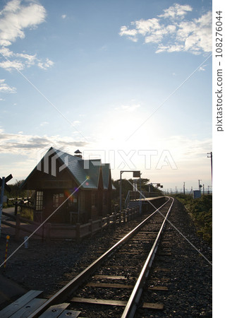 Unmanned station building at Genseihanazono Station of JR Hokkaido Unmanned station building at Genseihanazono Station of JR Hokkaido 108276044