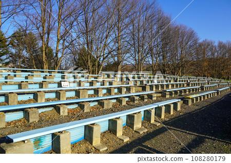 三笠市立棒球場(三壘側) 三笠市立棒球場(三壘側) 108280179