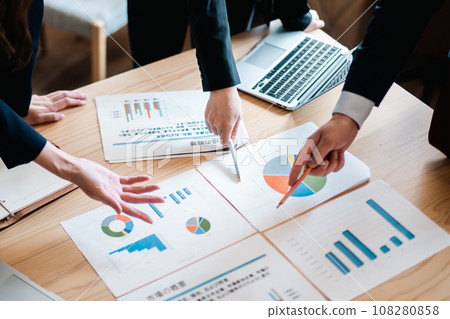 數據驅動的業務團隊不露面 108280858