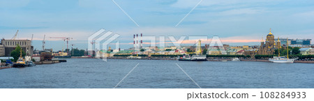 cityscape of the historical center of Saint Petersburg, view of the Lieutenant Schmidt embankment from the Annunciation Bridge over the Neva River 108284933