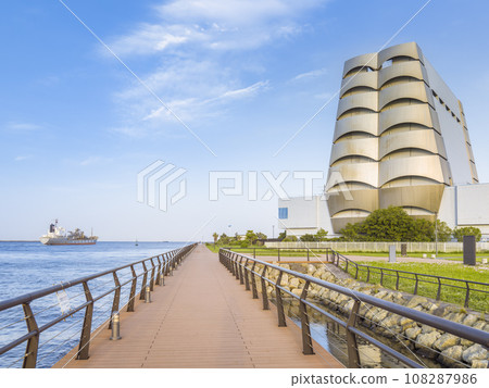 東荻島東公園觀景台/川崎第一通風站 / 川崎, 日本 108287986