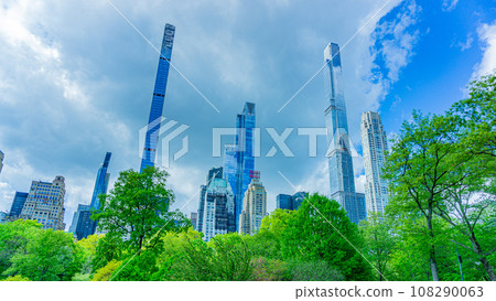 從紐約中央公園看到的建築物 從紐約中央公園看到的建築物 108290063