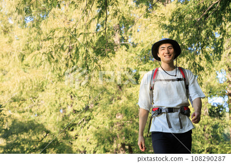 享受攀岩的男人 108290287