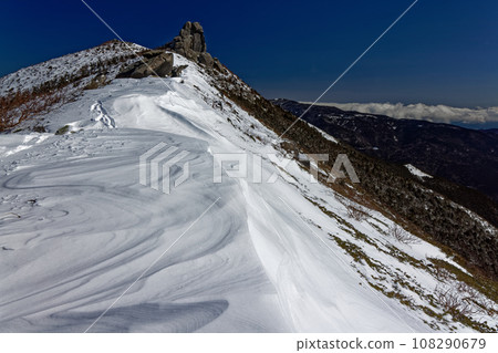 冬季的金風山、Shkabura 山頂 冬季的金風山、Shkabura 山頂 108290679